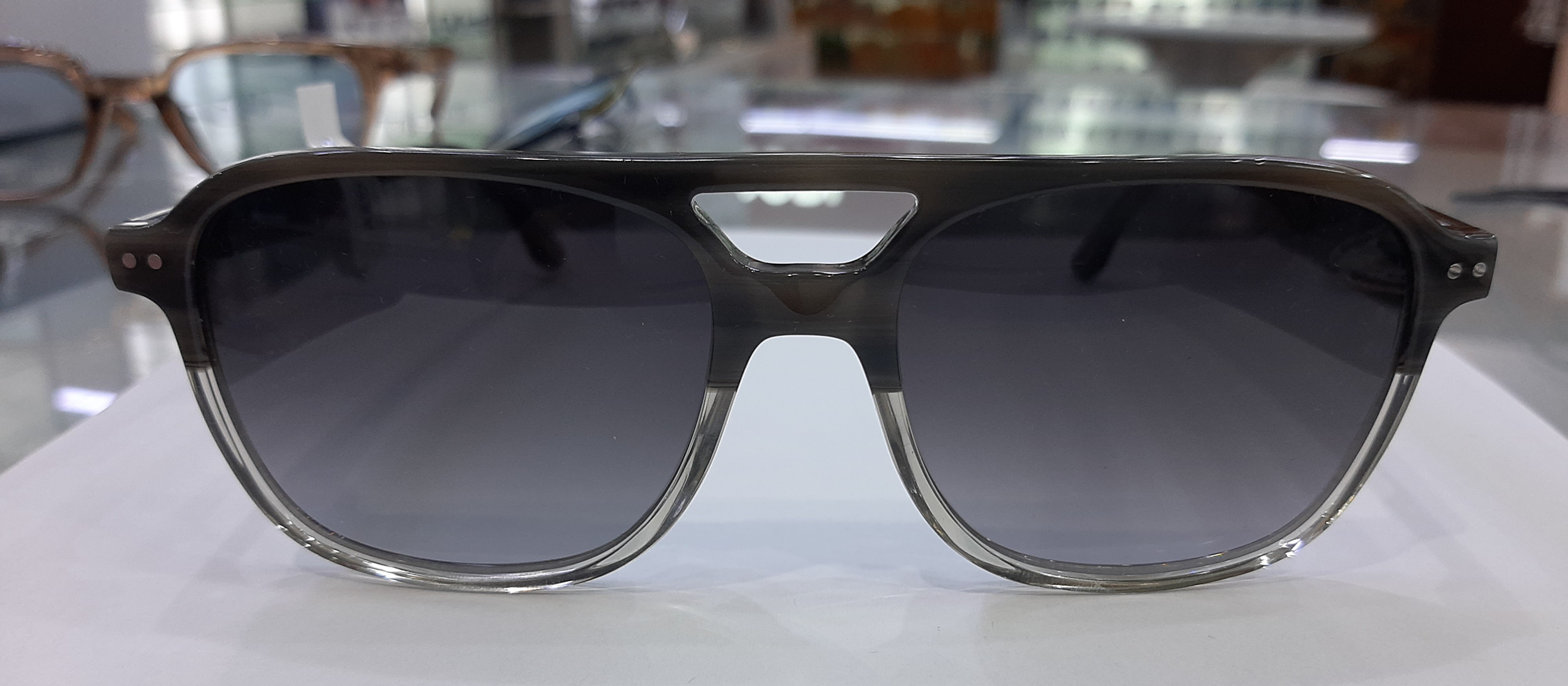 ERIDANUS SPRUCE C3/54 -17-145 TRANS GREY view 3